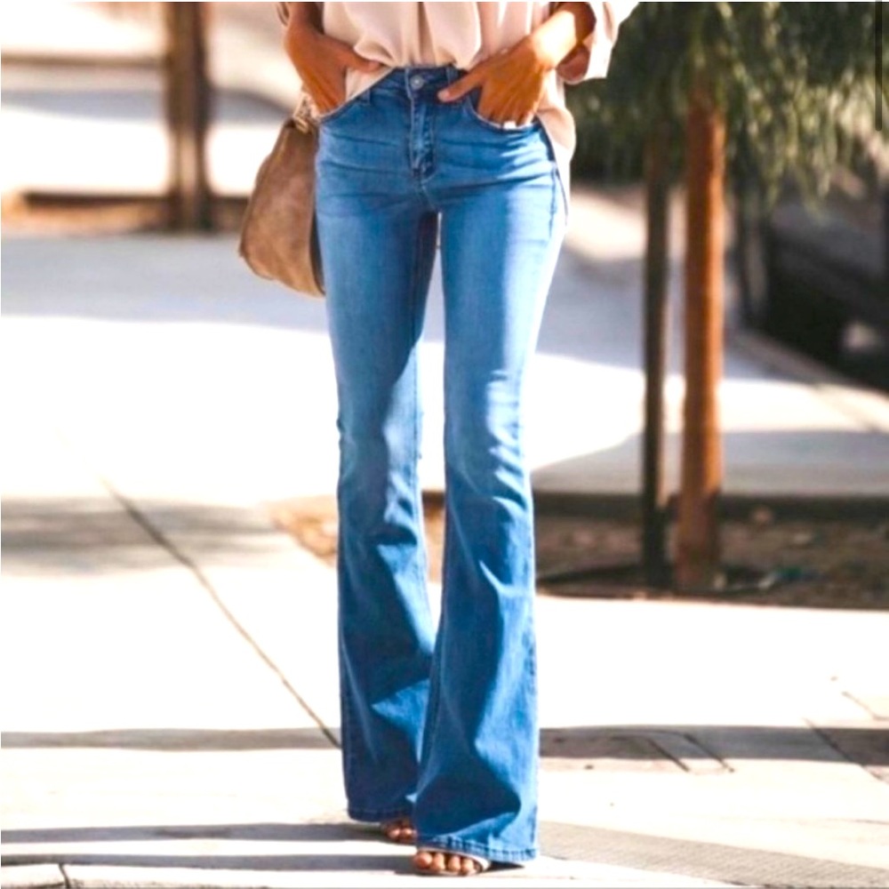 KanCan Flare Leg Jeans Midrise Wide Leg Denim Bell Bottoms